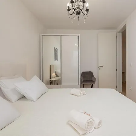 Apartment Designer *